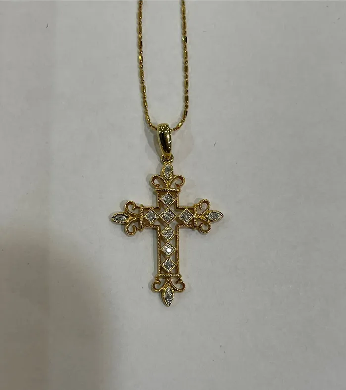 MR Jewelers DIAMOND CROSS PENDANT 14K YG 05Tw LA3032 Necklaces