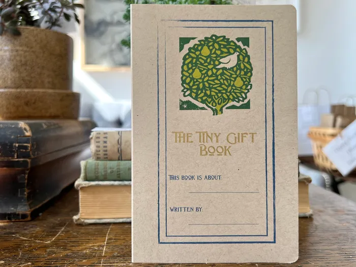 Necklaces Dana Cattani Consignment The Tiny Gift Book
