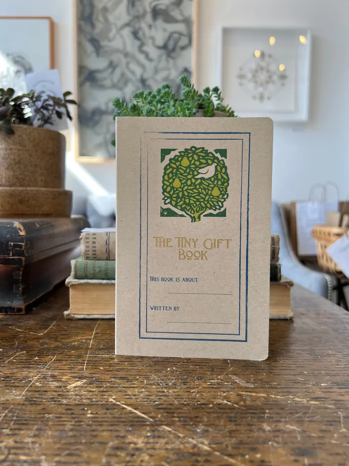 Necklaces Dana Cattani Consignment The Tiny Gift Book