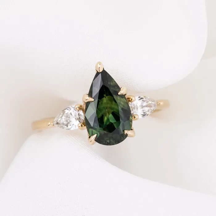 Rings Claire Ring 202ct Green Sapphire 14k Yellow Gold One of a kind Envero Jewelry Rings Claire Ring 202ct Green Sapphire 14k Yellow Gold One of a kind Envero Jewelry