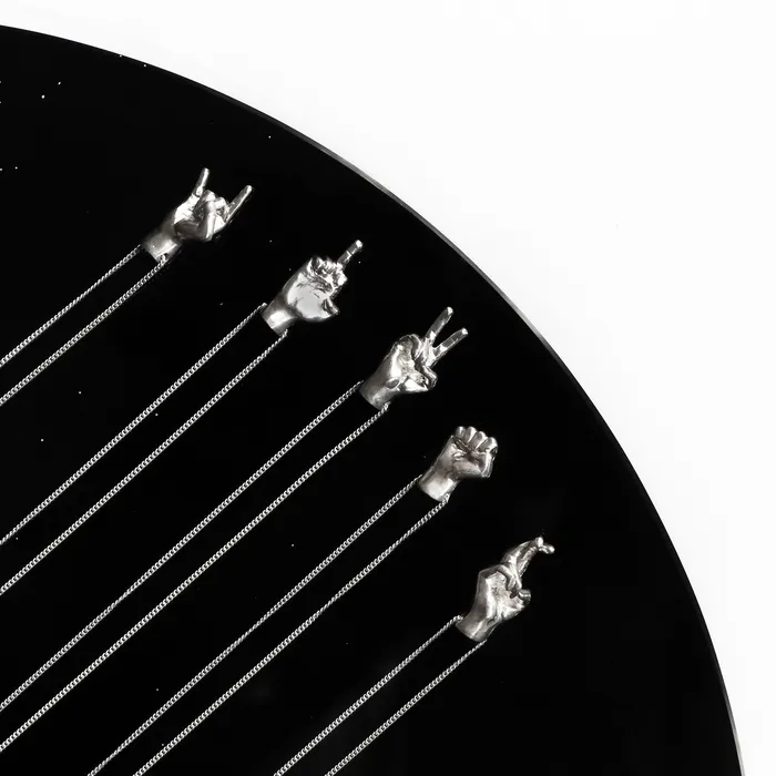 MARIA MARISCAL Earrings Collar MUTE plata