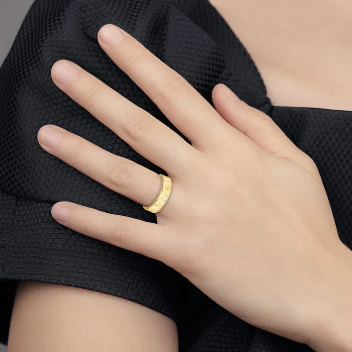 14k Yellow Gold Heart Pattern Toe Ring Goldia Rings