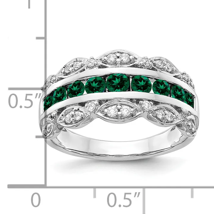 Goldia Rings 14k White Gold 15 Ct Lab Grown Diamond VSSI G and Lab Created Emerald Fancy Ring